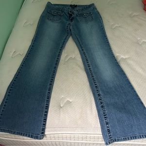 Juniors/Women’s Angels Bootcut jeans 👖 Size 15